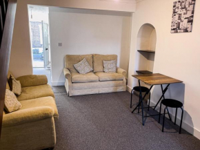 Perry Field Suites, Maidstone